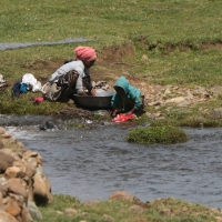 Pranie w rzece jest bardzo częste.