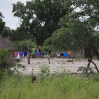 Wioska niedaleko P.N. Mahango.